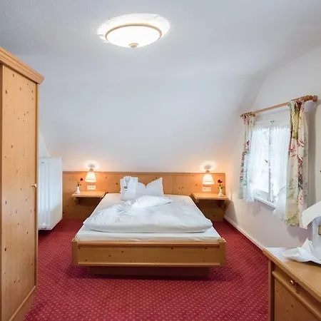 Schiff Am Szálloda 3*