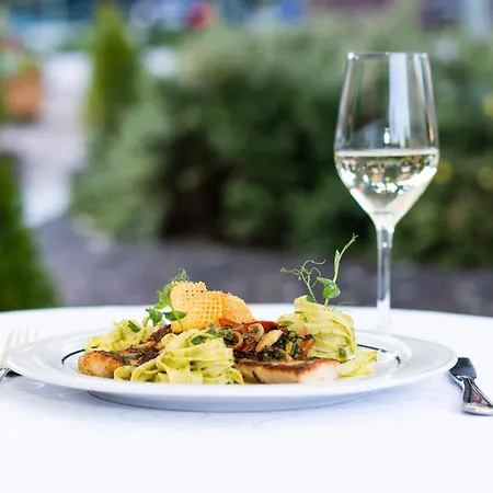 Schiff Am سشلوشسي