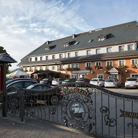 Schiff Am Szálloda 3*